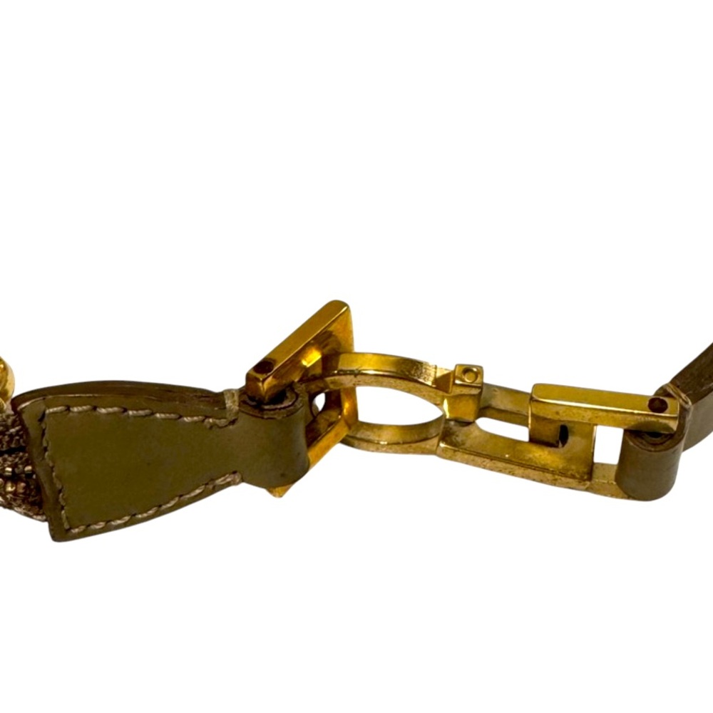 SALVATORE FERRAGAMO CLUTCH IN A VERY BEAUTIFUL COLOR IN EUC - Picture 5 of 9